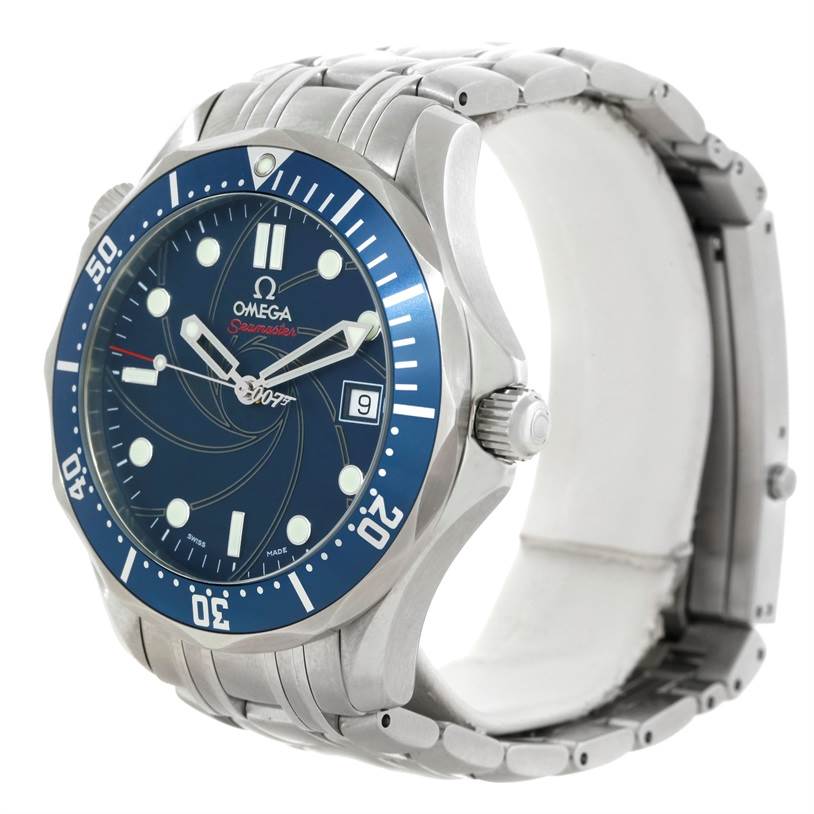 This image shows an Omega Seamaster 2226.80.00 Men
s Stainless Steel Blue Dial 2226.80.00 Men
s Stainless Steel Blue Dial watch at a three-quarter angle, highlighting the bezel, dial, crown, and stainless steel bracelet.