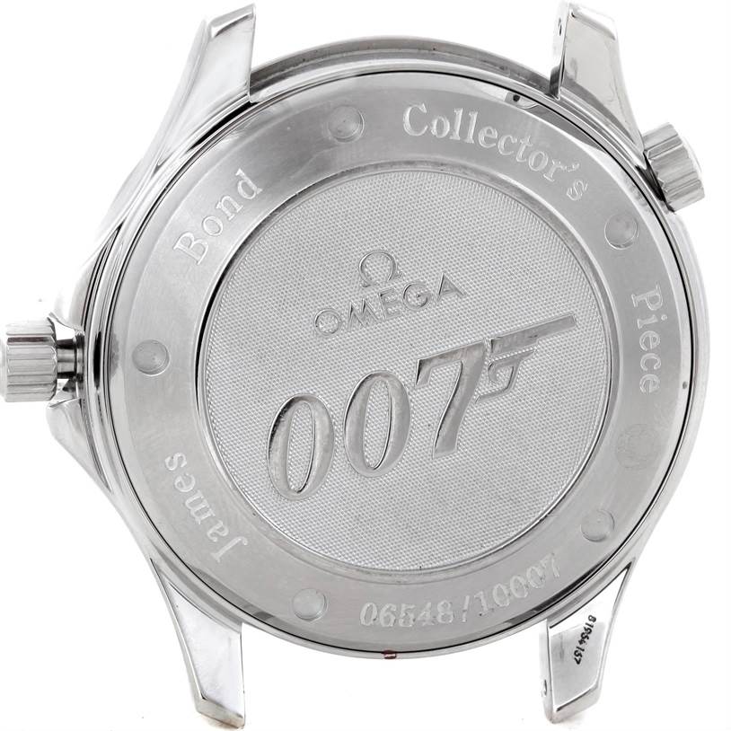 The image shows the back case of the Omega Seamaster 212.30.41.20.01.001 Men
s Stainless Steel Black Dial 212.30.41.20.01.001 Men
s Stainless Steel Black Dial watch, featuring 007 branding and limited edition engraving.