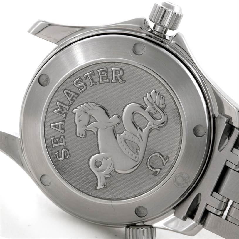 The image shows the case back of an Omega Seamaster 2222.80.00 Men's Stainless Steel Blue Dial 2222.80.00 Men's Stainless Steel Blue Dial watch, displaying the Seahorse emblem and brand markings.