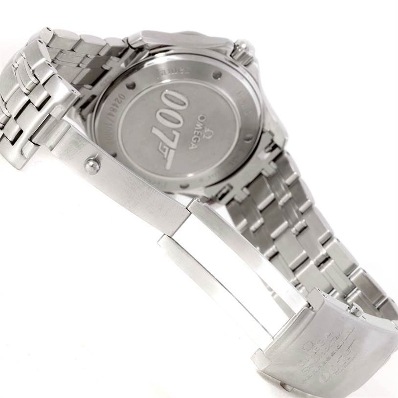 The image shows the back case and bracelet of the Omega Seamaster 212.30.41.20.01.001 Men
s Stainless Steel Black Dial 212.30.41.20.01.001 Men
s Stainless Steel Black Dial watch, featuring a 007 engraving on the case back.