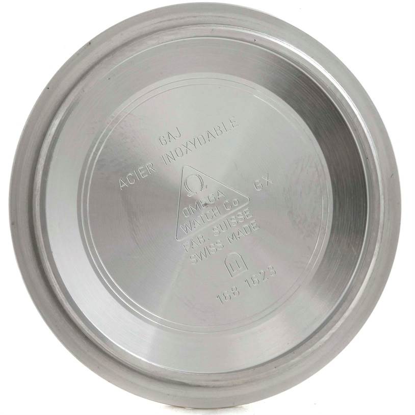 The image shows the inside of a case back for an Omega Seamaster 2531.80.00 Men
s Stainless Steel Blue Dial 2531.80.00 Men
s Stainless Steel Blue Dial watch.