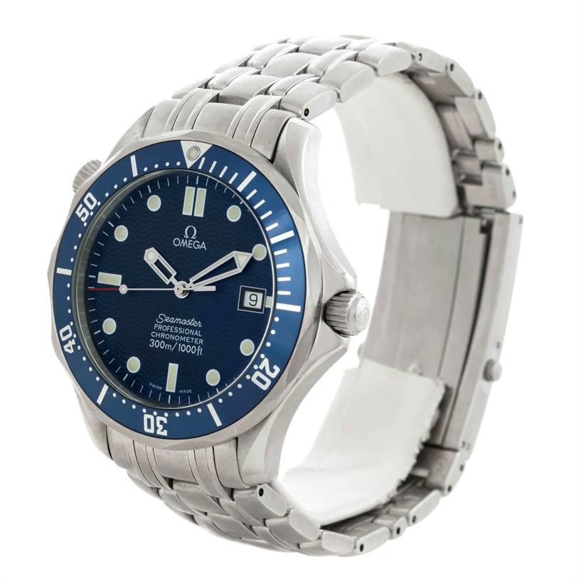 The image shows an Omega Seamaster 2531.80.00 Men
s Stainless Steel Blue Dial 2531.80.00 Men
s Stainless Steel Blue Dial watch at an angle, highlighting the dial, bezel, crown, and metal bracelet.