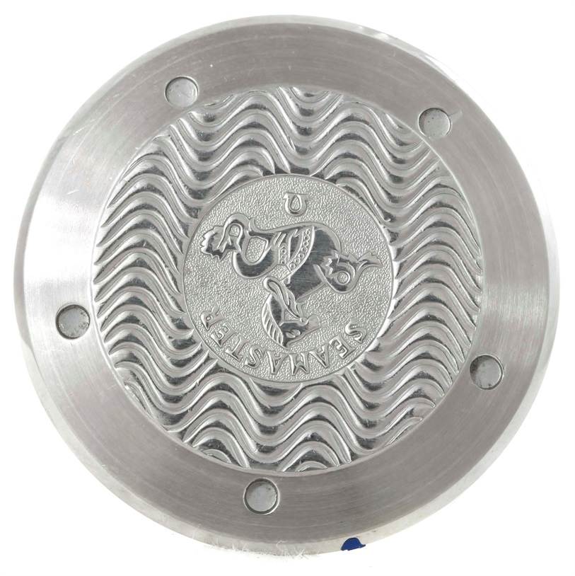 The image shows the back case of an Omega Seamaster 2531.80.00 Men
s Stainless Steel Blue Dial 2531.80.00 Men
s Stainless Steel Blue Dial watch, featuring a wavy pattern and the Seamaster logo.