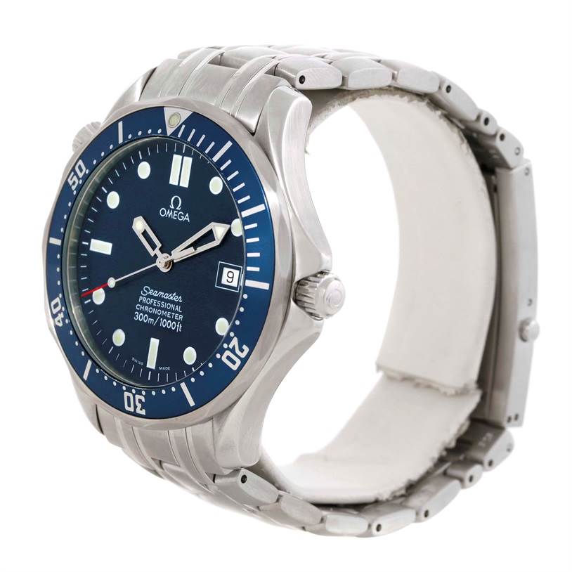 The image shows an Omega Seamaster 2531.80.00 Men
s Stainless Steel Blue Dial 2531.80.00 Men
s Stainless Steel Blue Dial watch at a slight angle, highlighting the dial, bezel, crown, and metal bracelet.