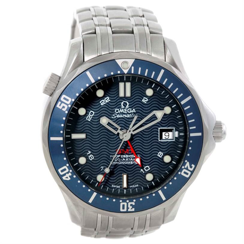 The image shows a front view of an Omega Seamaster 2535.80.00 Men's Stainless Steel Blue Dial 2535.80.00 Men's Stainless Steel Blue Dial watch displaying its face, bezel, crown, and part of the bracelet.