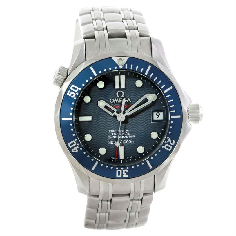 This image shows the Omega Seamaster 2222.80.00 Men
s Stainless Steel Blue Dial 2222.80.00 Men
s Stainless Steel Blue Dial watch from a straight-on angle, highlighting its face, bezel, crown, and bracelet.