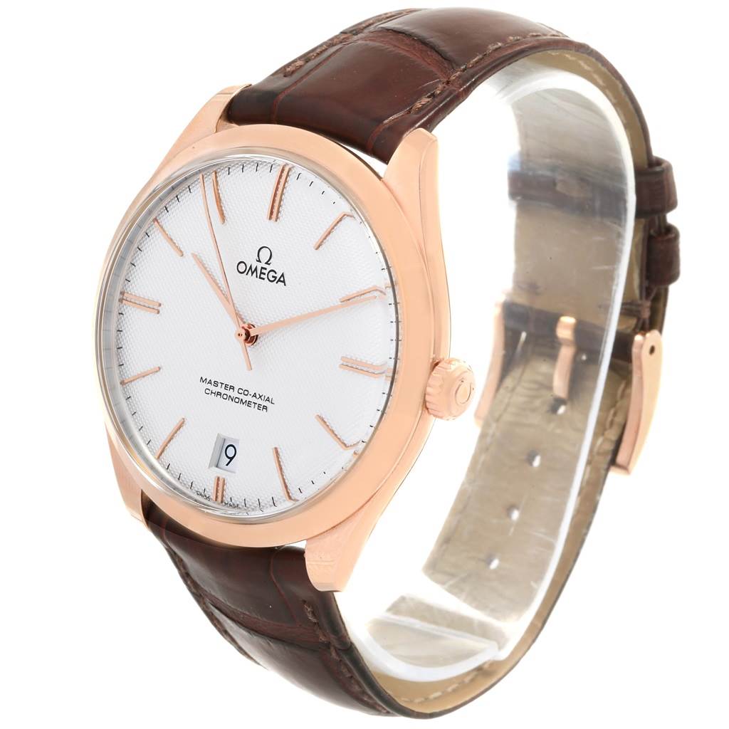 The image shows a rose gold Omega De Ville 432.53.40.21.02.002 Men's Rose Gold Silver Dial 432.53.40.21.02.002 Men's Rose Gold Silver Dial watch at a 3 o'clock angle, displaying its dial, crown, and leather strap.