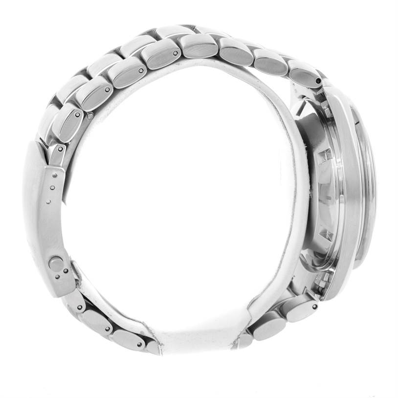 This image shows a side view of the Omega Speedmaster 3551.20.00 Men
s Stainless Steel White Dial 3551.20.00 Men
s Stainless Steel White Dial watch, highlighting the metal bracelet and case side.