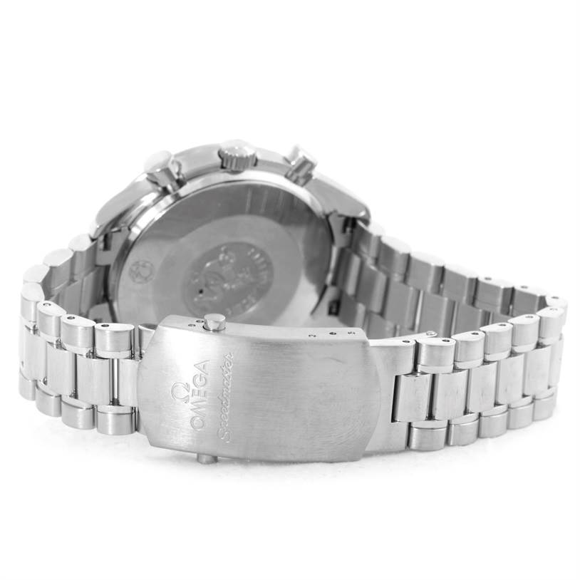 The image shows the back of the Omega Speedmaster 3539.50.00 Men
s Stainless Steel Black Dial 3539.50.00 Men
s Stainless Steel Black Dial watch, focusing on the case back, clasp, and bracelet.