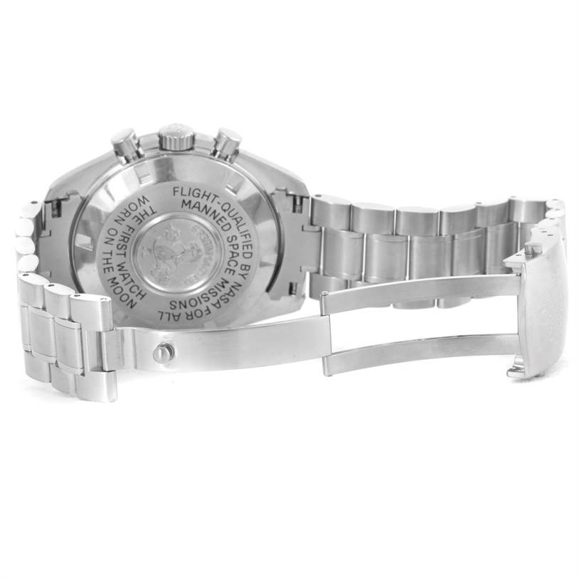 The image shows the back case and metal bracelet of the Omega Speedmaster 3570.50.00 Men
s Stainless Steel Black Dial 3570.50.00 Men
s Stainless Steel Black Dial watch from a rear angle.