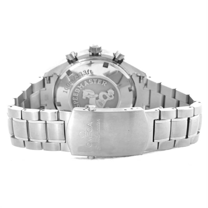 The image shows the back view and clasp of an Omega Speedmaster 3523.30.00 Men
s Stainless Steel Silver Dial 3523.30.00 Men
s Stainless Steel Silver Dial watch with a metal bracelet.