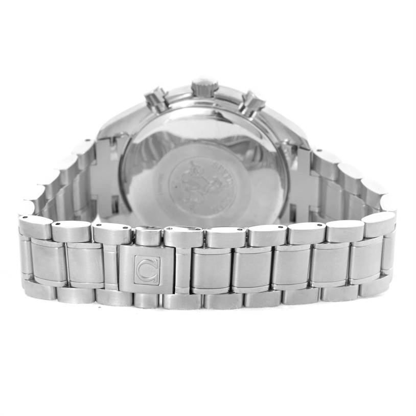 The image shows the back and bracelet of the Omega Speedmaster Men
s Stainless Steel Blue Dial Men
s Stainless Steel Blue Dial watch, highlighting the clasp and case back.