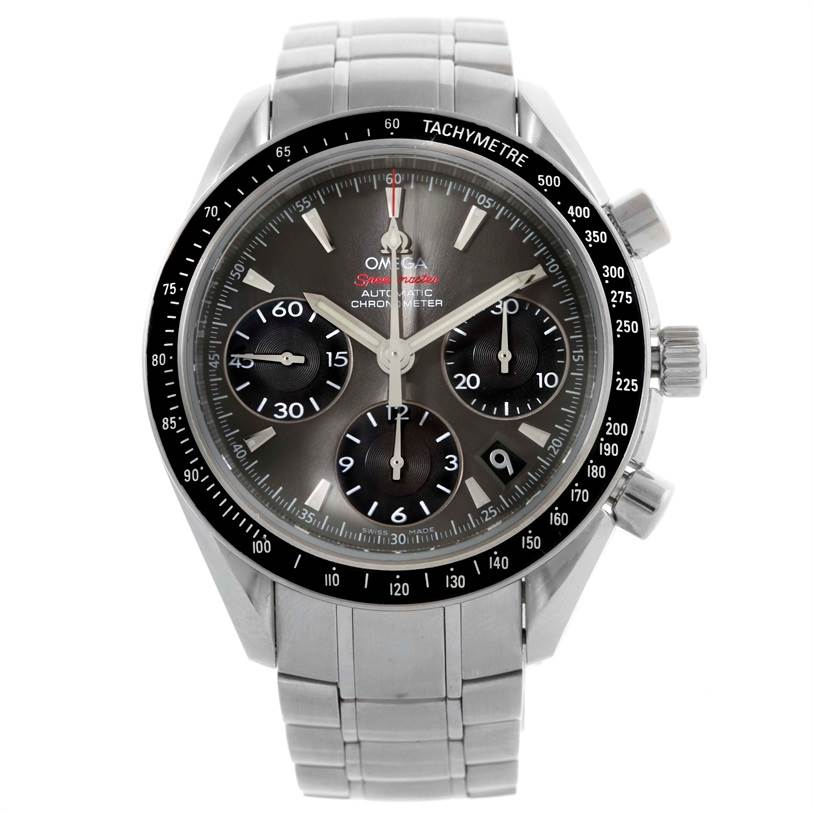 The image shows a front view of the Omega Speedmaster 323.30.40.40.06.001 Men
s Stainless Steel Grey Dial 323.30.40.40.06.001 Men
s Stainless Steel Grey Dial watch, highlighting the dial, bezel, chronograph sub-dials, and stainless steel bracelet.