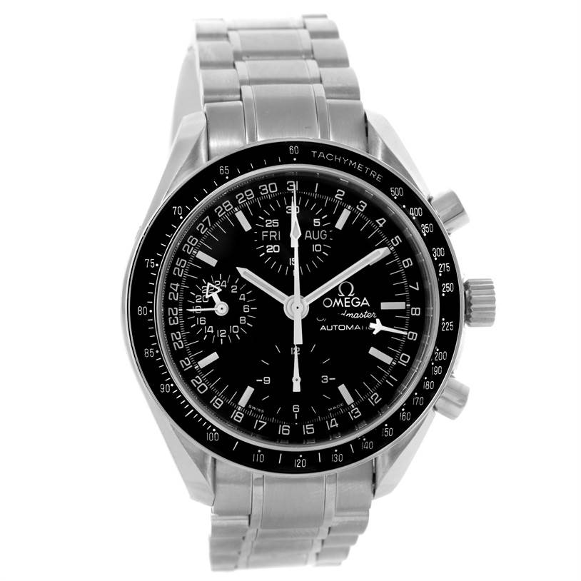 This is a frontal view of the Omega Speedmaster 3520.50.00 Men
s Stainless Steel Black Dial 3520.50.00 Men
s Stainless Steel Black Dial watch, showcasing its face, bezel, and metal bracelet.