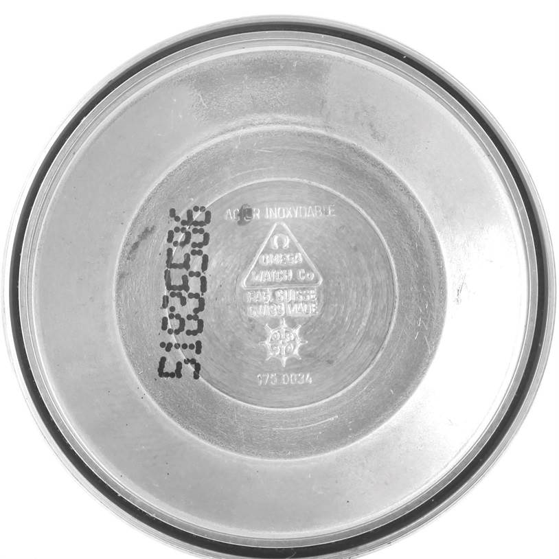 This is the interior view of the case back of an Omega Speedmaster 3330.20.00 Men
s Stainless Steel White Dial 3330.20.00 Men
s Stainless Steel White Dial watch.