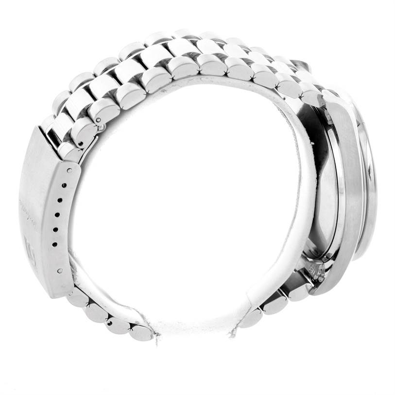 The image displays a side view of an Omega Speedmaster 3510.50.00 Men
s Stainless Steel Black Dial 3510.50.00 Men
s Stainless Steel Black Dial watch, focusing on its metal bracelet and clasp.