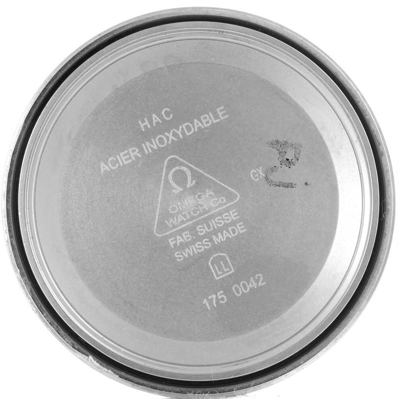 This image shows the inner side of the case back for an Omega Speedmaster 3539.50.00 Men
s Stainless Steel Black Dial 3539.50.00 Men
s Stainless Steel Black Dial watch.