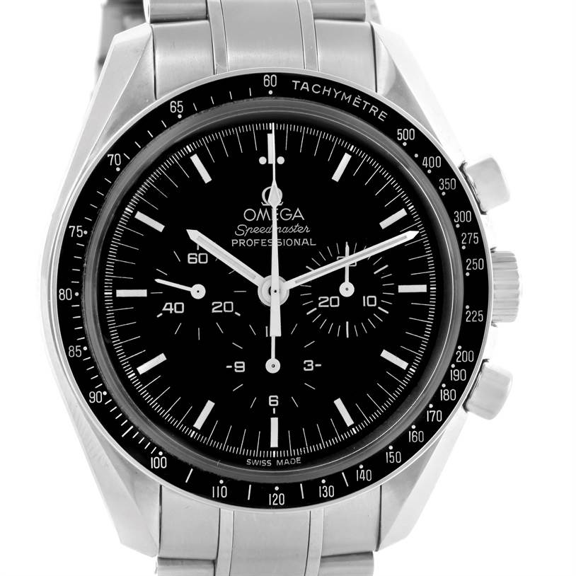 The image shows a front angle of the Omega Speedmaster 3570.50.00 Men
s Stainless Steel Black Dial 3570.50.00 Men
s Stainless Steel Black Dial watch, highlighting the dial, bezel, and part of the stainless steel bracelet.