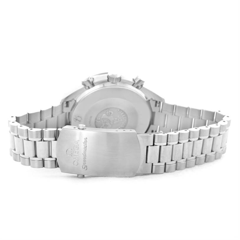 This Omega Speedmaster 3539.50.00 Men
s Stainless Steel Black Dial 3539.50.00 Men
s Stainless Steel Black Dial watch is shown from the back, highlighting the bracelet and clasp.