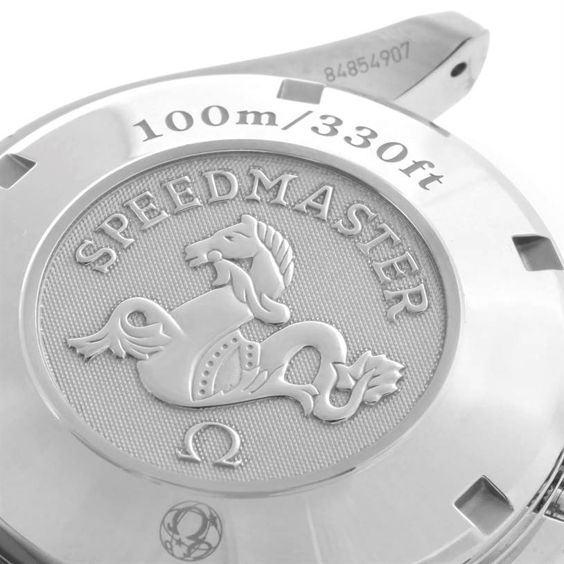 This image shows the back case of the Omega Speedmaster 323.32.40.40.06.001 Men
s Stainless Steel Grey Dial 323.32.40.40.06.001 Men
s Stainless Steel Grey Dial watch, displaying the "100m/330ft" water resistance and brand logo.