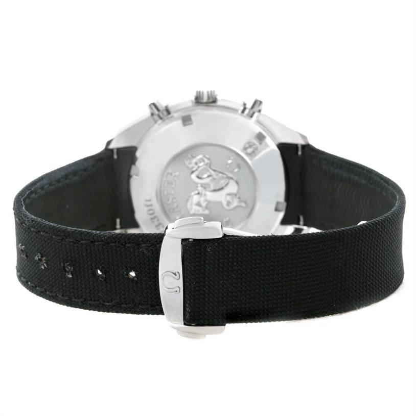 The image shows the back side of an Omega Speedmaster 323.32.40.40.06.001 Men
s Stainless Steel Grey Dial 323.32.40.40.06.001 Men
s Stainless Steel Grey Dial watch, focusing on the clasp and strap.