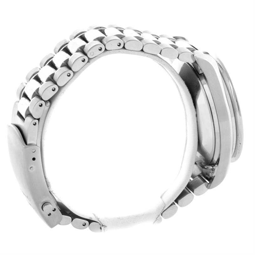 The image shows a side view of the Omega Speedmaster 3539.50.00 Men
s Stainless Steel Black Dial 3539.50.00 Men
s Stainless Steel Black Dial watch, focusing on the metal bracelet and case.