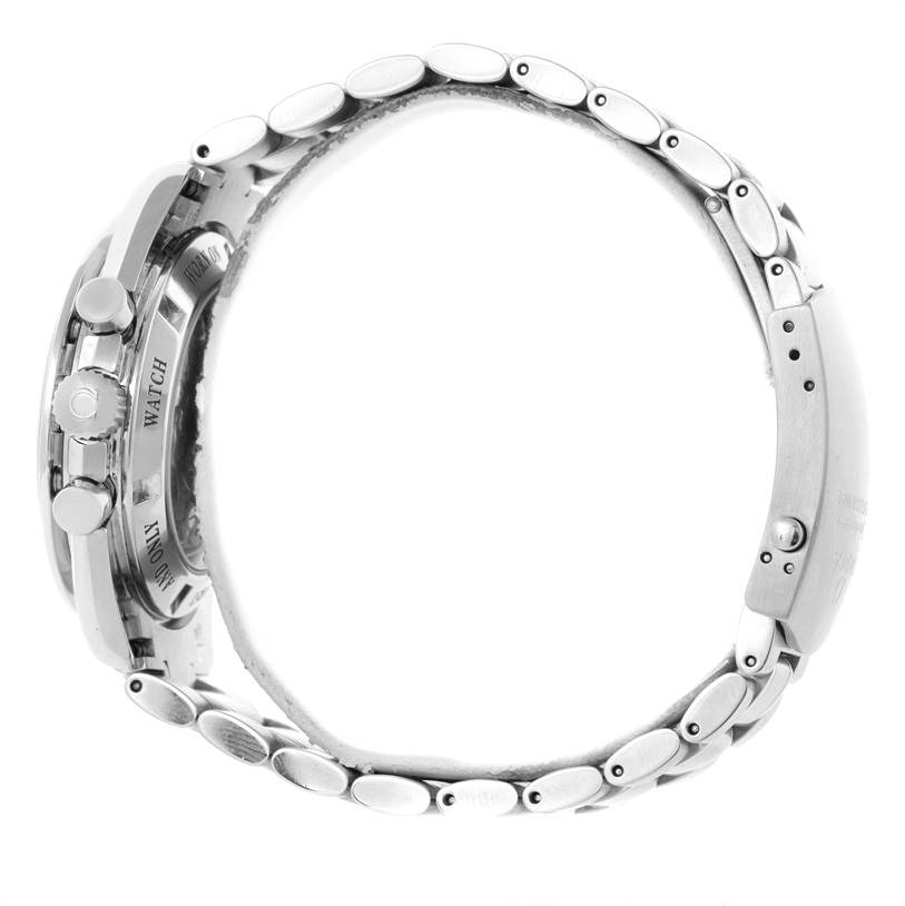 This side view shows the bracelet, case, and pushers of the Omega Speedmaster 3573.50.00 Men
s Stainless Steel Black Dial 3573.50.00 Men
s Stainless Steel Black Dial watch.