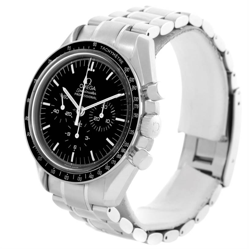 The image shows a front-angle view of an Omega Speedmaster 3570.50.00 Men
s Stainless Steel Black Dial 3570.50.00 Men
s Stainless Steel Black Dial watch, highlighting the face, bezel, and part of the bracelet.