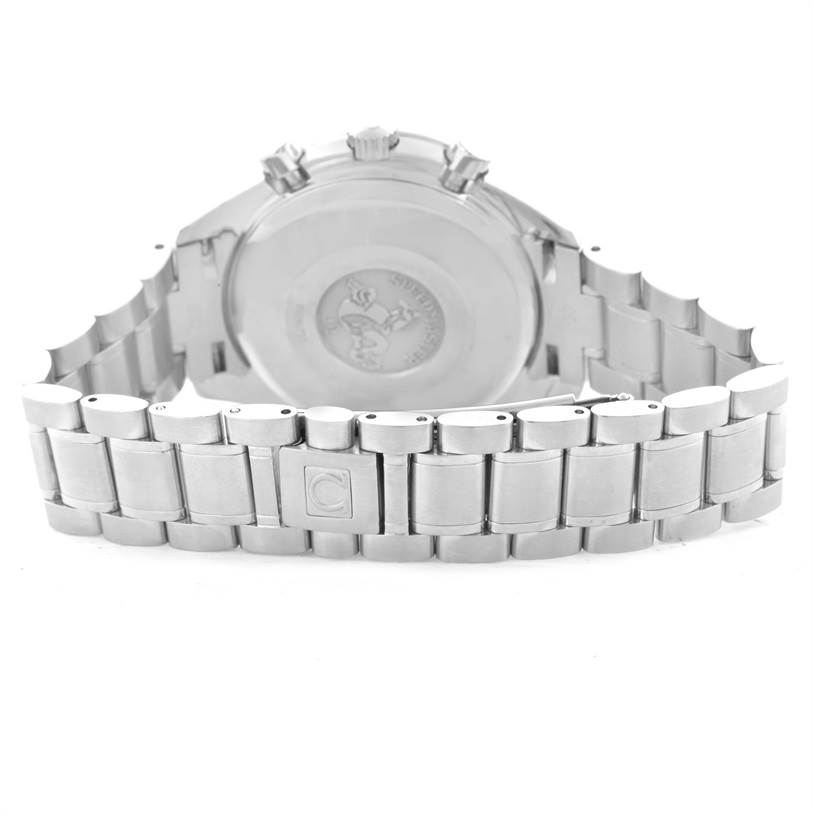 The image shows the backside and bracelet of the Omega Speedmaster 3513.50.00 Men
s Stainless Steel Black Dial 3513.50.00 Men
s Stainless Steel Black Dial watch, highlighting its clasp and case back.