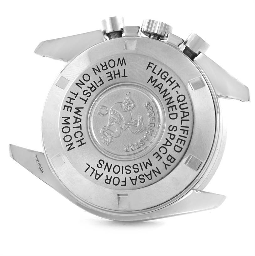 This image shows the case back and push buttons of an Omega Speedmaster 3570.50.00 Men
s Stainless Steel Black Dial 3570.50.00 Men
s Stainless Steel Black Dial watch at an angled view.