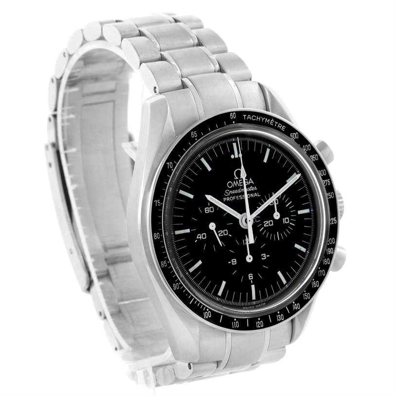 The image shows an angled view of the Omega Speedmaster 3570.50.00 Men
s Stainless Steel Black Dial 3570.50.00 Men
s Stainless Steel Black Dial watch, highlighting its dial, bezel, and metal bracelet.