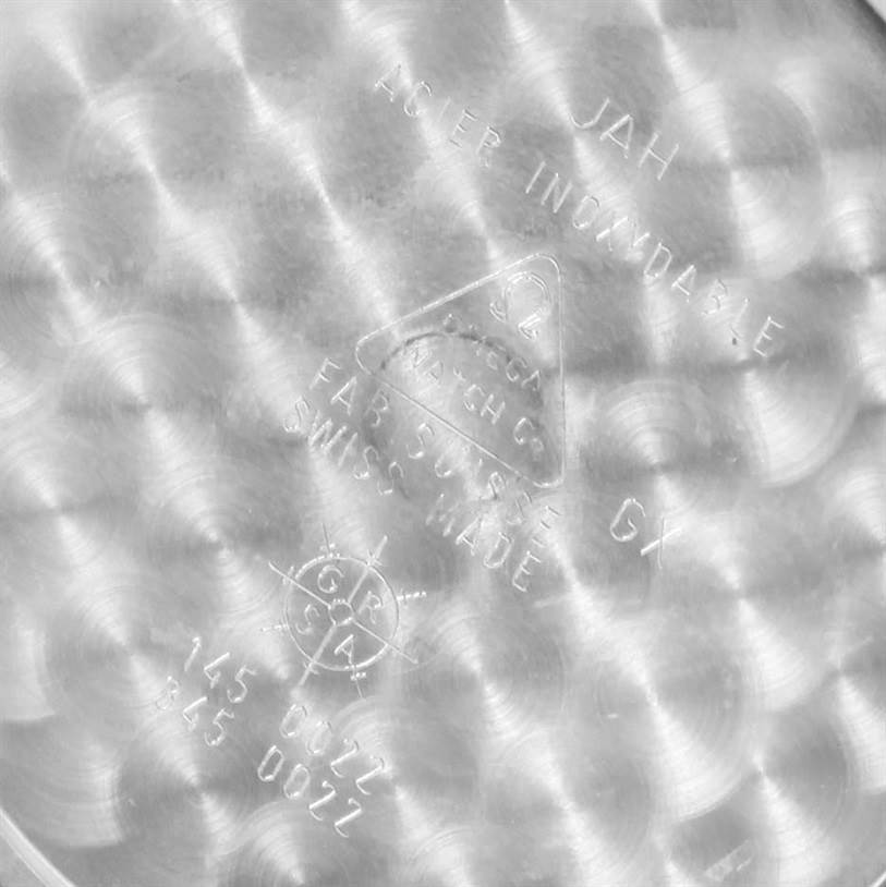 This is the inner case back of an Omega Speedmaster 3570.50.00 Men
s Stainless Steel Black Dial 3570.50.00 Men
s Stainless Steel Black Dial watch showing model and manufacturing details.