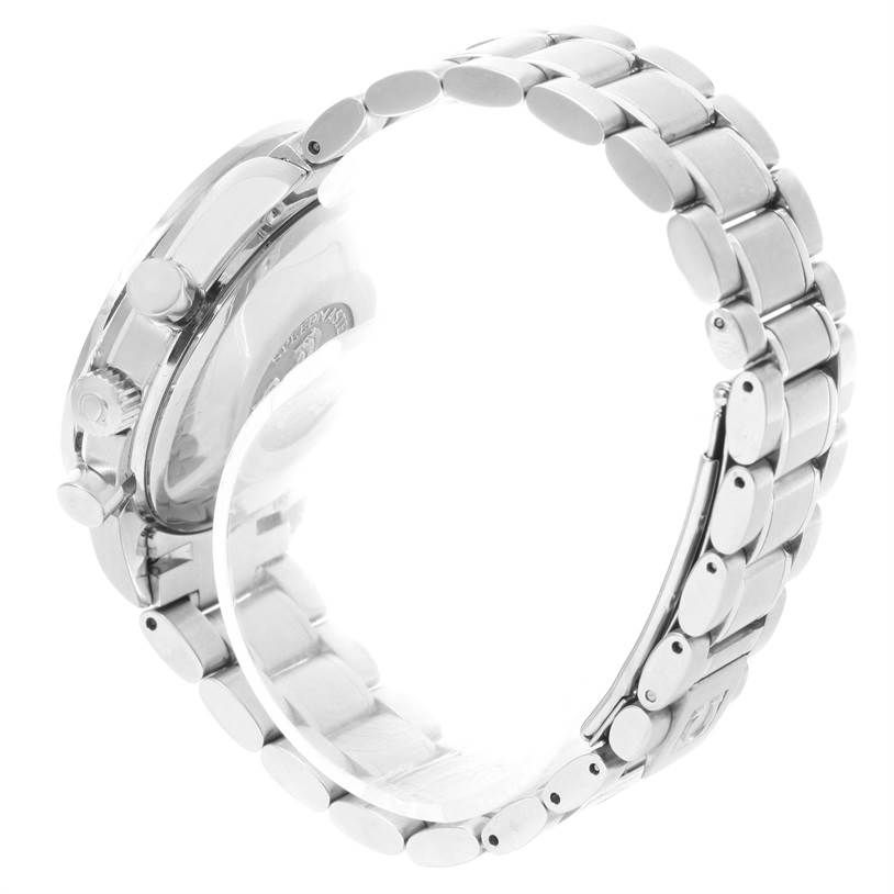 The image shows the side and back of an Omega Speedmaster 3513.50.00 Men
s Stainless Steel Black Dial 3513.50.00 Men
s Stainless Steel Black Dial watch, focusing on the bracelet and case.