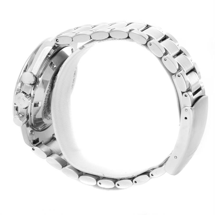 The image shows a side view of the Omega Speedmaster 3560.50.00 Men
s Stainless Steel Black Dial 3560.50.00 Men
s Stainless Steel Black Dial watch, focusing on the stainless steel bracelet and case.