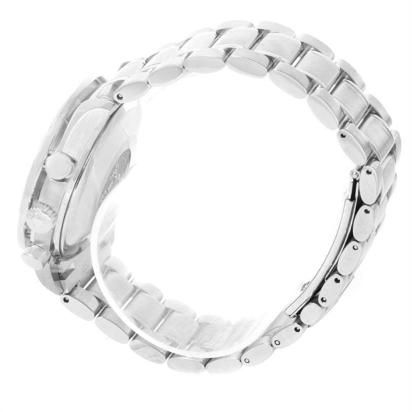 The image shows a side view of the Omega Speedmaster 3513.30.00 Men
s Stainless Steel Silver Dial 3513.30.00 Men
s Stainless Steel Silver Dial watch, focusing on its metal bracelet and case side.