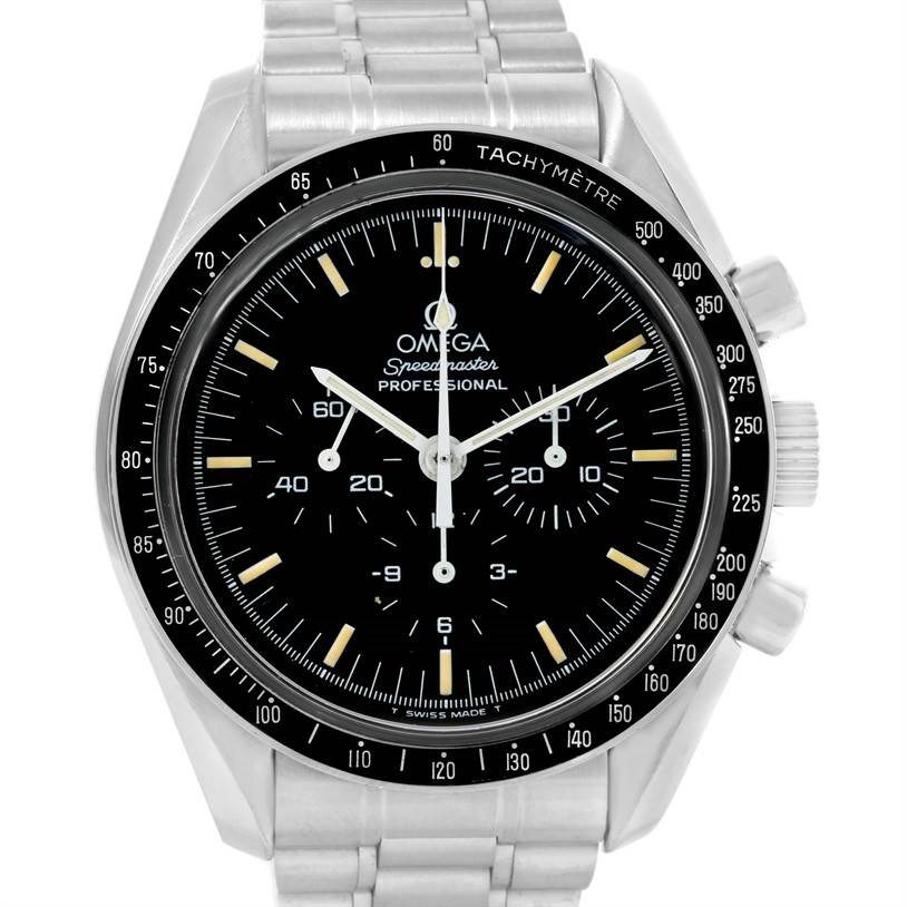 This image shows a frontal view of the Omega Speedmaster 3590.50.00 Men
s Stainless Steel Black Dial 3590.50.00 Men
s Stainless Steel Black Dial watch, highlighting its dial, bezel, and stainless steel bracelet.