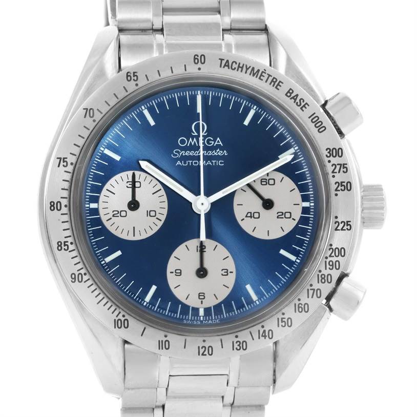 This image shows a frontal view of the Omega Speedmaster 3510.82.00 Men
s Stainless Steel Blue Dial 3510.82.00 Men
s Stainless Steel Blue Dial watch, highlighting the dial, chronograph sub-dials, and metallic bracelet.