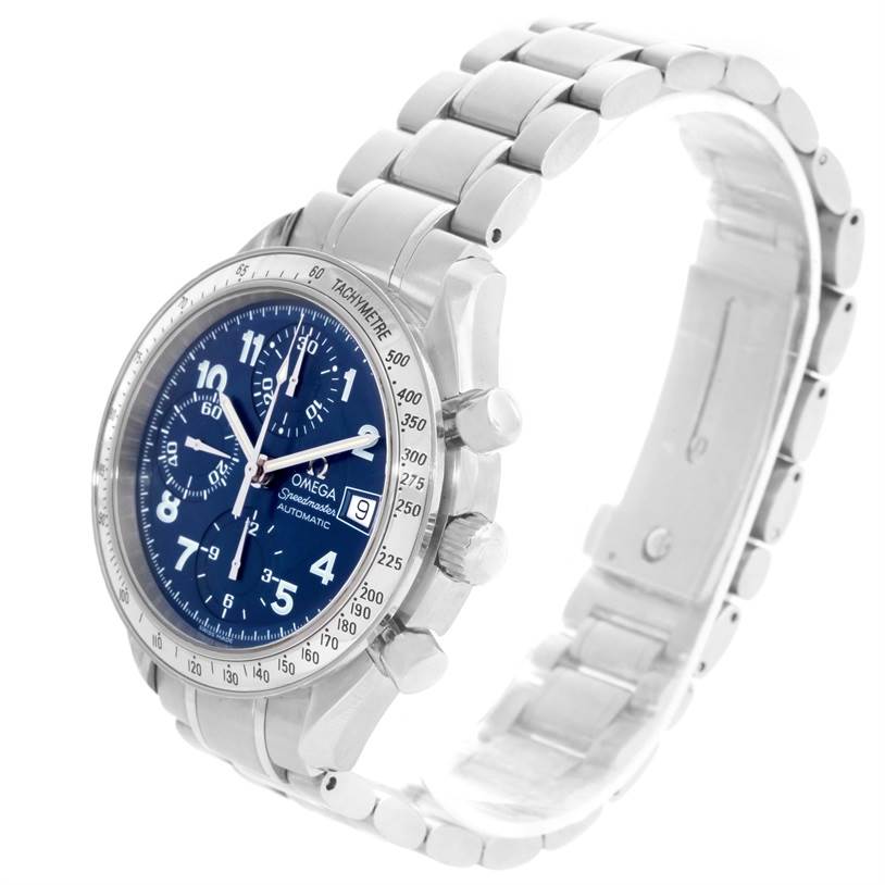 This image shows the Omega Speedmaster 3513.82.00 Men
s Stainless Steel Blue Dial 3513.82.00 Men
s Stainless Steel Blue Dial watch from an angled side view, highlighting the dial, bracelet, and chronograph pushers.