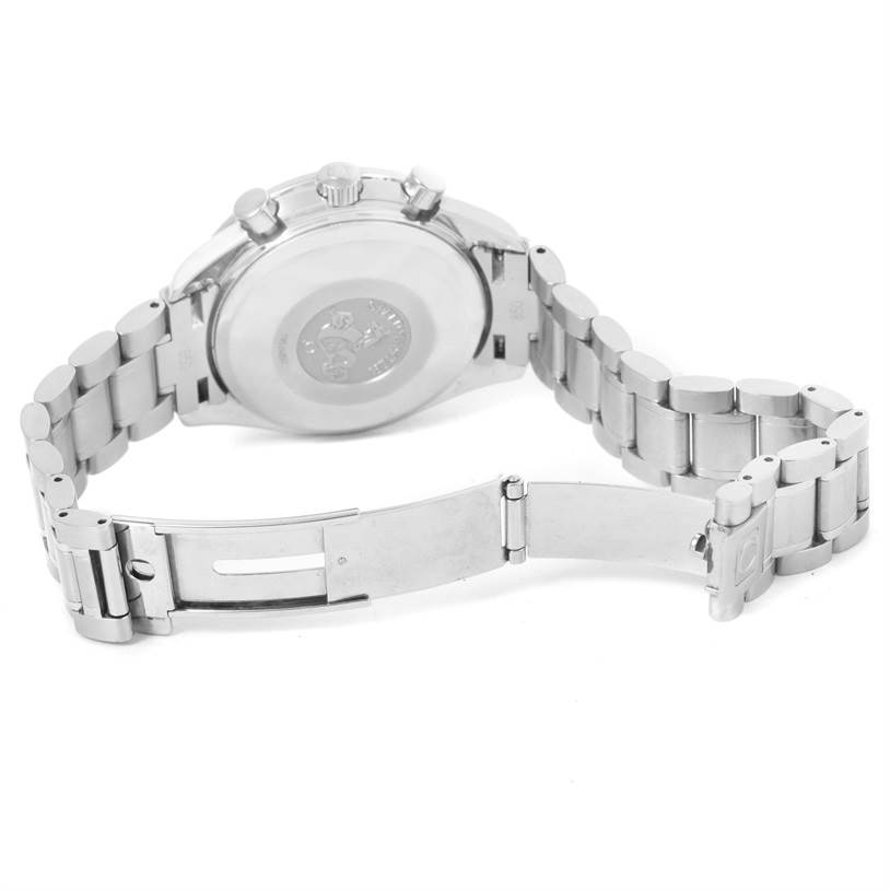 The image shows the back and inner clasp of an Omega Speedmaster 3513.50.00 Men
s Stainless Steel Black Dial 3513.50.00 Men
s Stainless Steel Black Dial watch, highlighting its metal bracelet and case back.