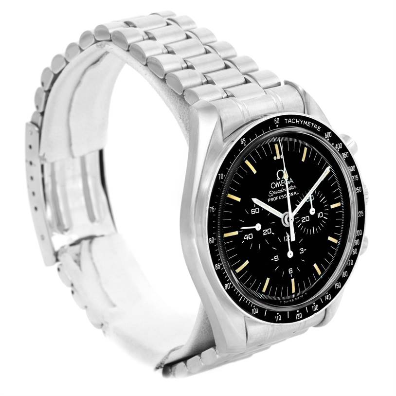 The image shows an angled view of an Omega Speedmaster 3590.50.00 Men
s Stainless Steel Black Dial 3590.50.00 Men
s Stainless Steel Black Dial watch, highlighting the black dial, bezel, and metal bracelet.