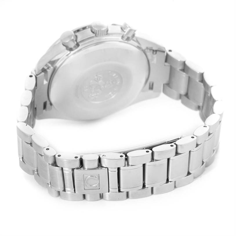 The image shows the back and side view of the Omega Speedmaster 3520.50.00 Men
s Stainless Steel Black Dial 3520.50.00 Men
s Stainless Steel Black Dial watch, highlighting the bracelet and case back.