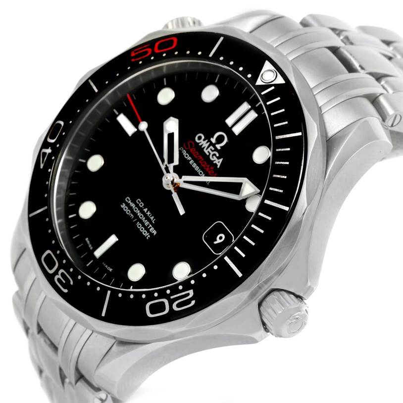 This is a close-up of an Omega Speedmaster 212.30.41.20.01.005 Men
s Stainless Steel Black Dial 212.30.41.20.01.005 Men
s Stainless Steel Black Dial watch showing the face, bezel, and part of the bracelet.