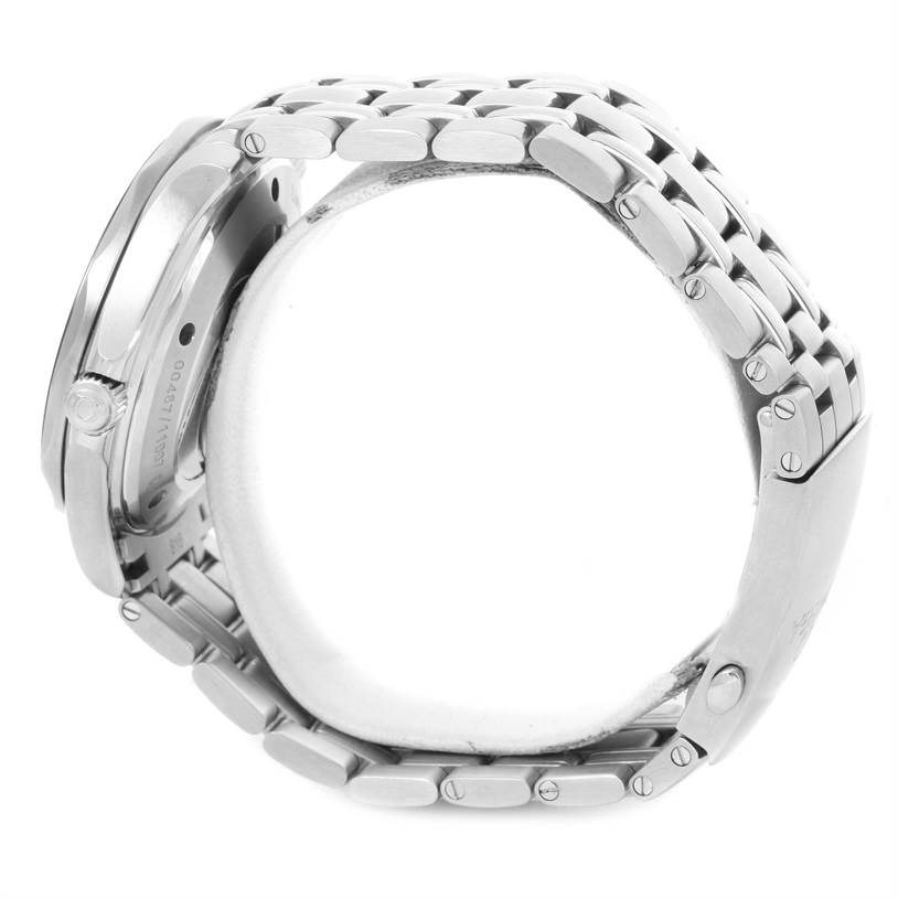 This side-angle view of the Omega Speedmaster 212.30.41.20.01.005 Men
s Stainless Steel Black Dial 212.30.41.20.01.005 Men
s Stainless Steel Black Dial watch displays the case, crown, and metal link bracelet.