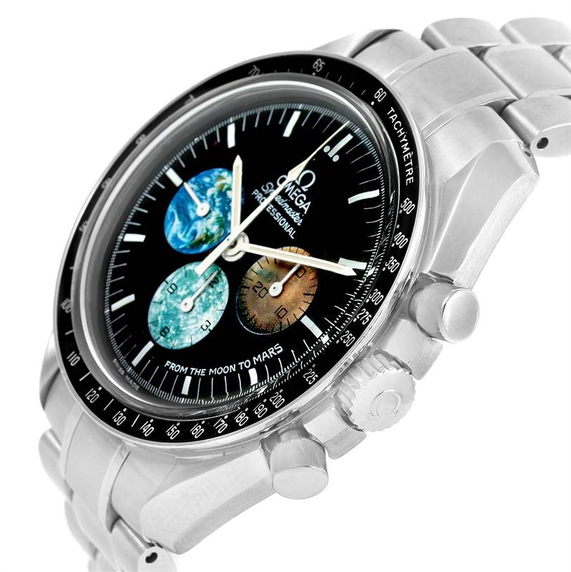 This image shows a close-up angle of the Omega Speedmaster 3577.50.00 Men
s Stainless Steel Black Dial 3577.50.00 Men
s Stainless Steel Black Dial watch showcasing its face, tachymeter bezel, and metal bracelet.