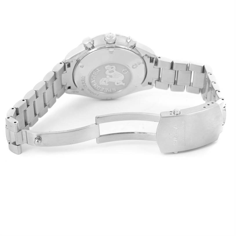 This image shows the back casing and open clasp of an Omega Speedmaster 81613043 Men
s Stainless Steel Black Dial 81613043 Men
s Stainless Steel Black Dial watch, highlighting the bracelet and engraved back.