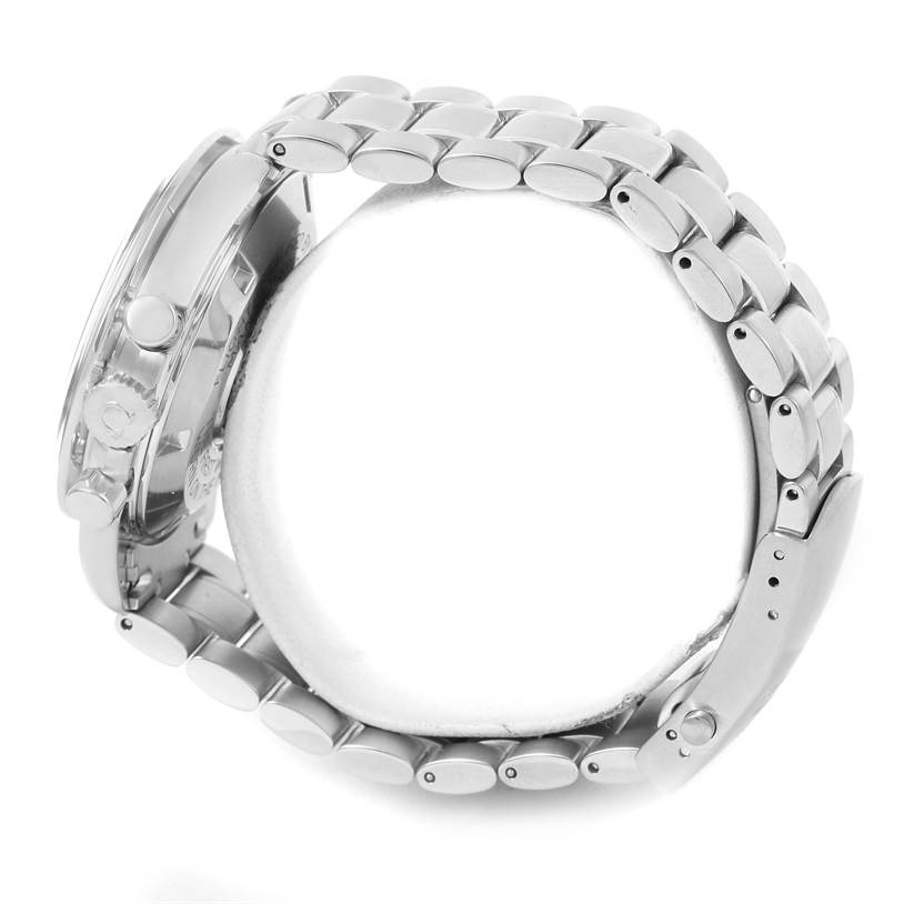 The image shows a side profile view of an Omega Speedmaster 3570.50.00 Men
s Stainless Steel Black Dial 3570.50.00 Men
s Stainless Steel Black Dial watch, highlighting the bracelet and case side.