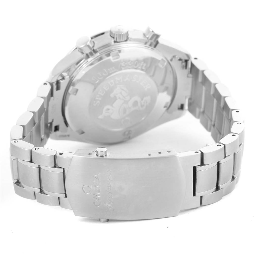 The image shows the back view of an Omega Speedmaster 3210.52.00 Men
s Stainless Steel Black Dial 3210.52.00 Men
s Stainless Steel Black Dial watch, highlighting the case back, bracelet, and clasp.