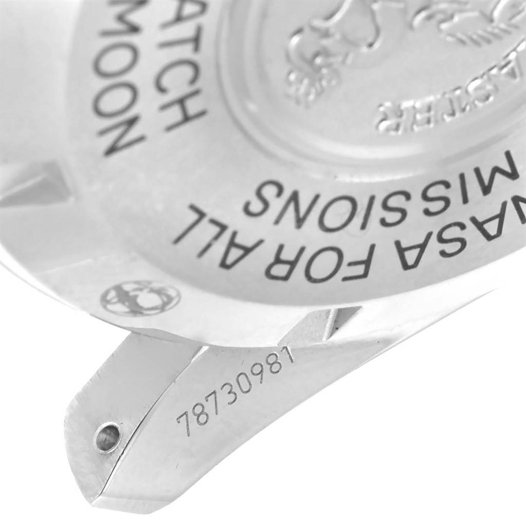 This image shows a close-up of the back side and bracelet of an Omega Speedmaster 311.30.42.30.01.005 Men
s Stainless Steel Black Dial 311.30.42.30.01.005 Men
s Stainless Steel Black Dial watch at an angled perspective.