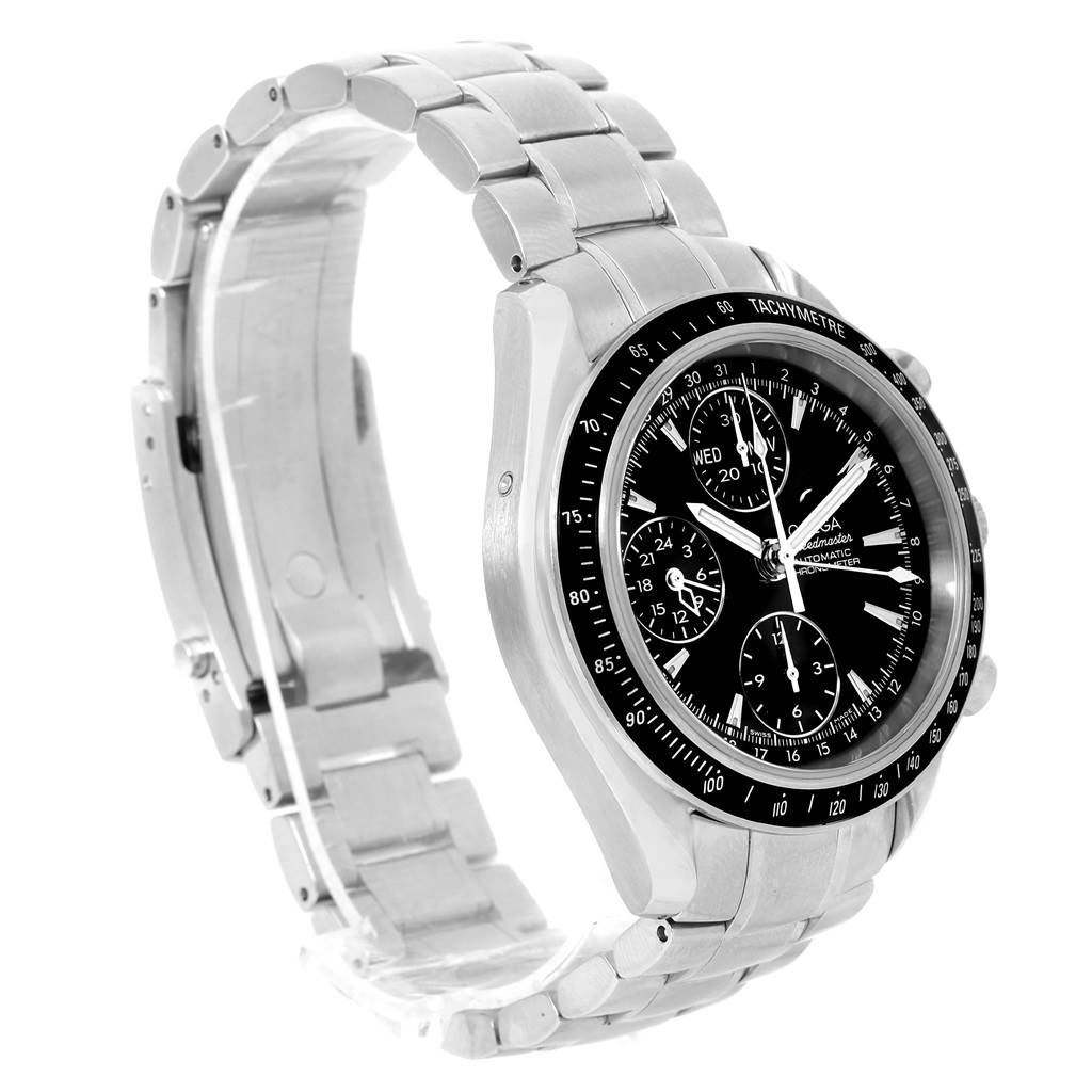 This Omega Speedmaster 3220.50.00 Men
s Stainless Steel Black Dial 3220.50.00 Men
s Stainless Steel Black Dial watch is shown at a 3/4 angle, highlighting its face, bezel, and stainless steel bracelet.