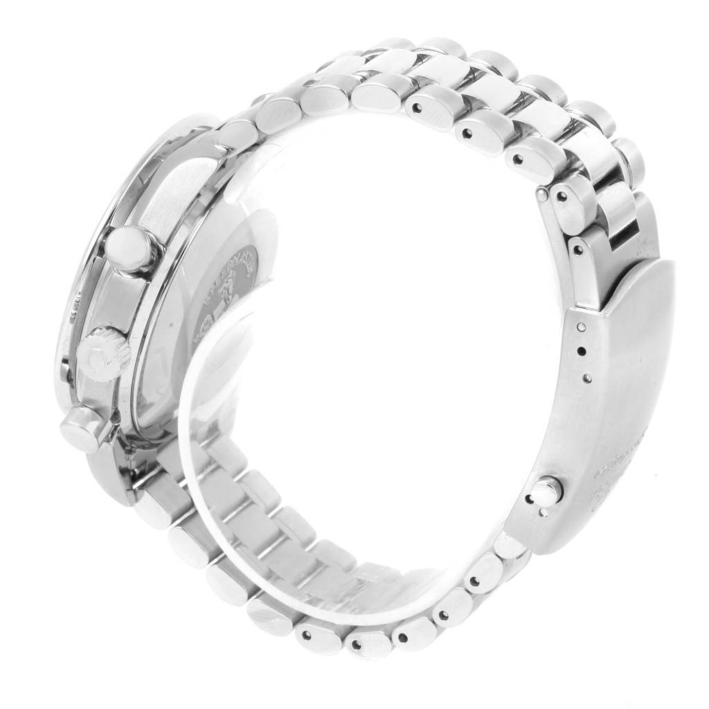 The image shows the side view of the Omega Speedmaster 3539.50.00 Men
s Stainless Steel Black Dial 3539.50.00 Men
s Stainless Steel Black Dial watch, highlighting the crown, pushers, and metal bracelet.